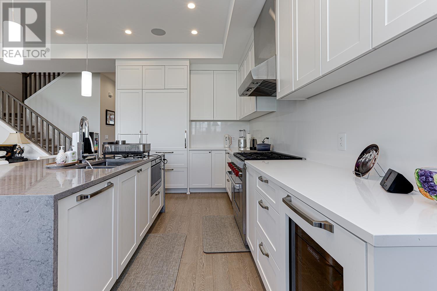 4705 Hazelnut Way, Tsawwassen, British Columbia  V4M 4G2 - Photo 12 - R3008364