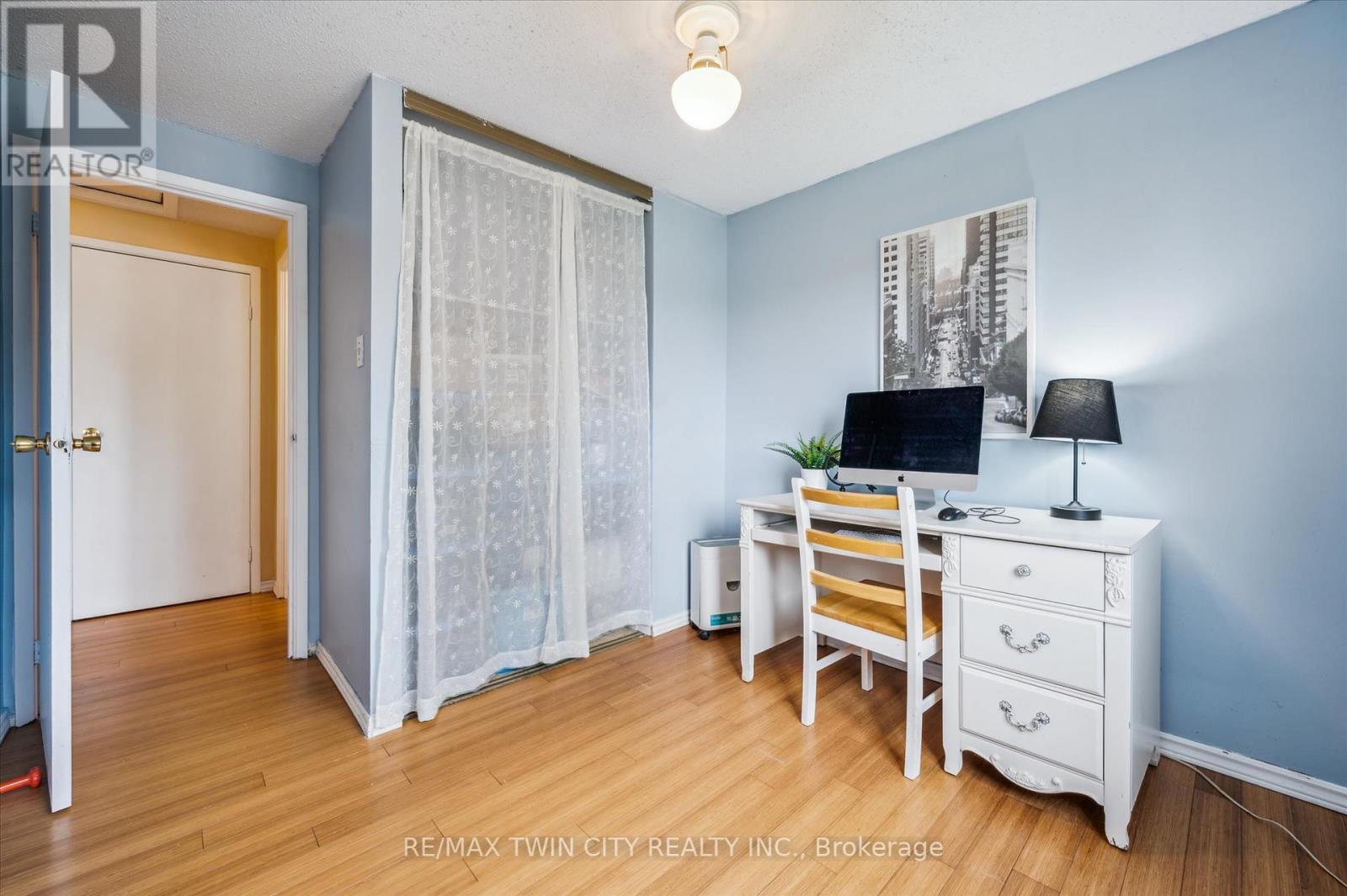 223 Pioneer Drive, Kitchener, Ontario  N2P 1L9 - Photo 22 - X12180397