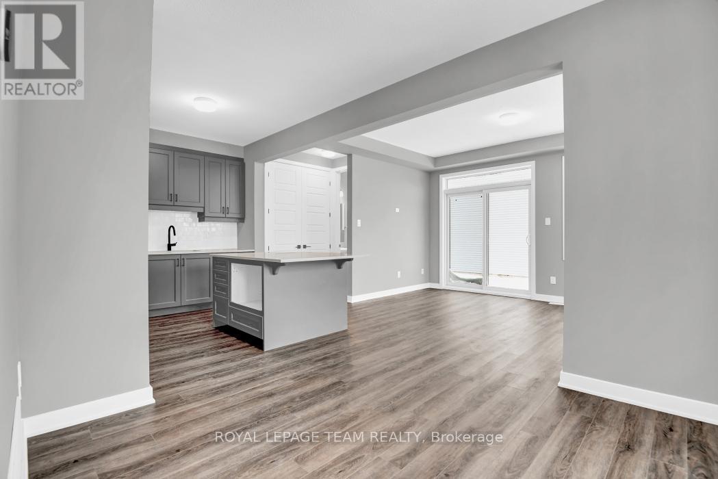 165 Yearling Circle, Ottawa, Ontario  K0A 2Z0 - Photo 10 - X12180418