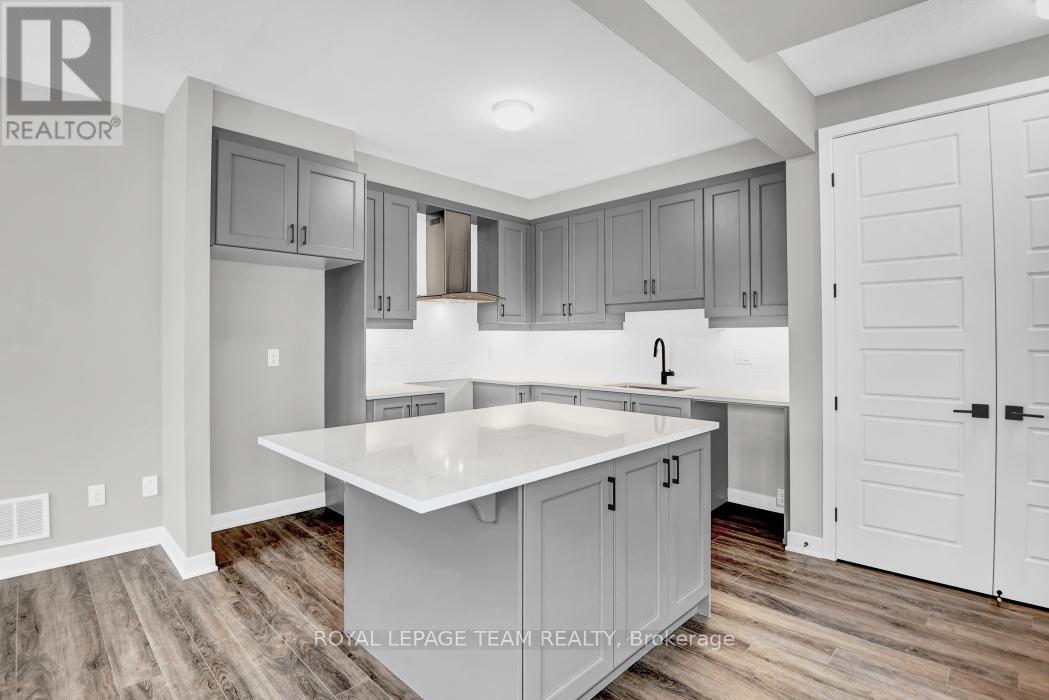 165 Yearling Circle, Ottawa, Ontario  K0A 2Z0 - Photo 11 - X12180418