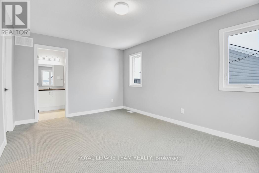 165 Yearling Circle, Ottawa, Ontario  K0A 2Z0 - Photo 15 - X12180418