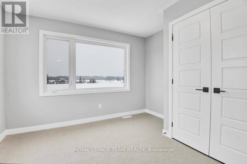 165 Yearling Circle, Ottawa, Ontario  K0A 2Z0 - Photo 16 - X12180418