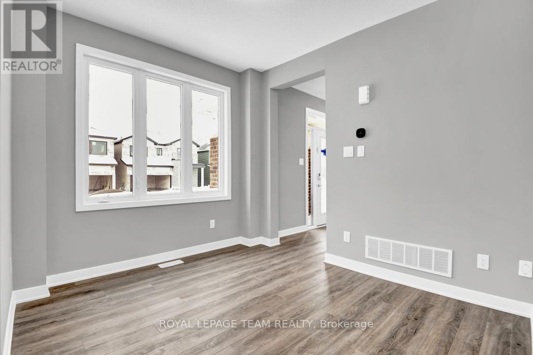 165 Yearling Circle, Ottawa, Ontario  K0A 2Z0 - Photo 8 - X12180418