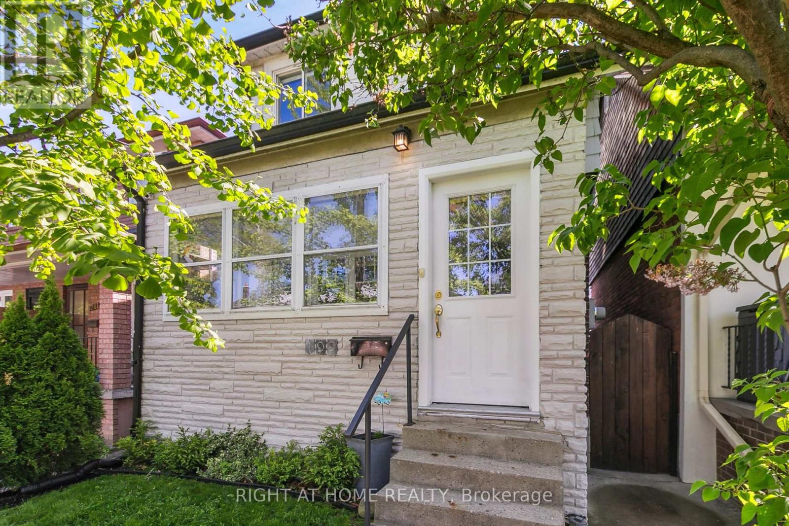 199 Winnett Avenue, Toronto, Ontario  M6C 3L8 - Photo 1 - C12180405
