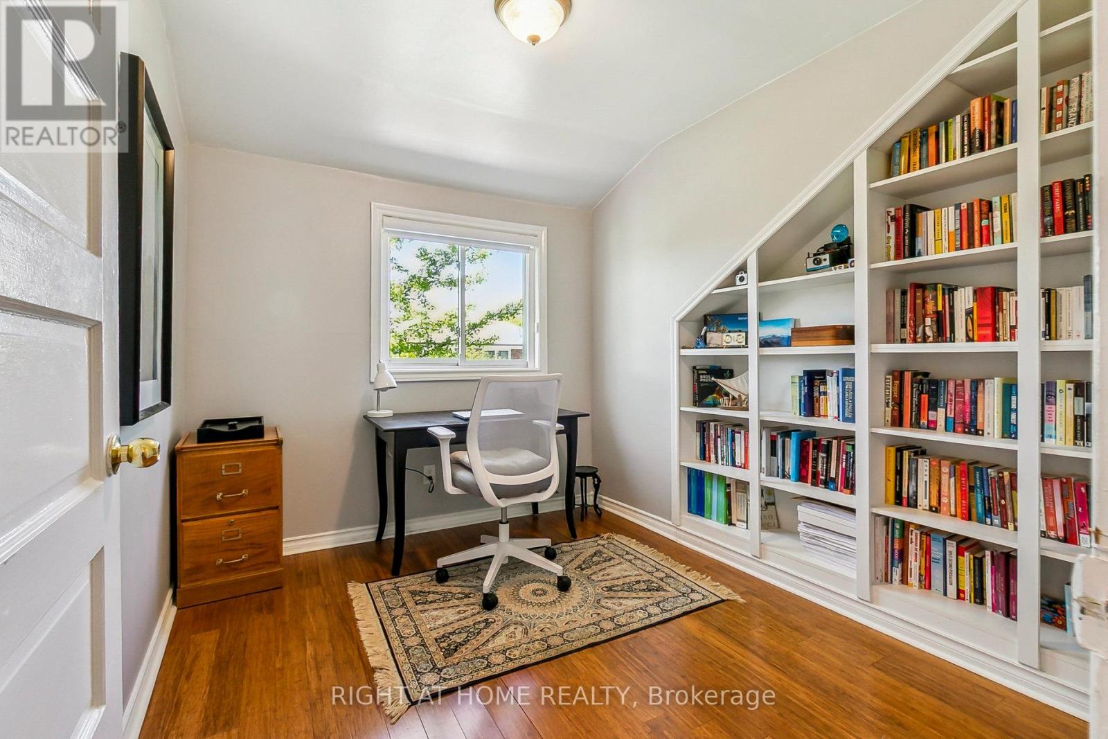 199 Winnett Avenue, Toronto, Ontario  M6C 3L8 - Photo 14 - C12180405