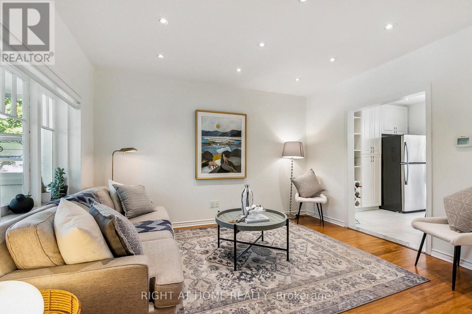 199 Winnett Avenue, Toronto, Ontario  M6C 3L8 - Photo 4 - C12180405