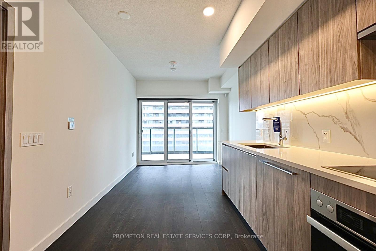 925 - 3 Concord Cityplace Way, Toronto (Waterfront Communities), Ontario  M5V 0X4 - Photo 12 - C12180413