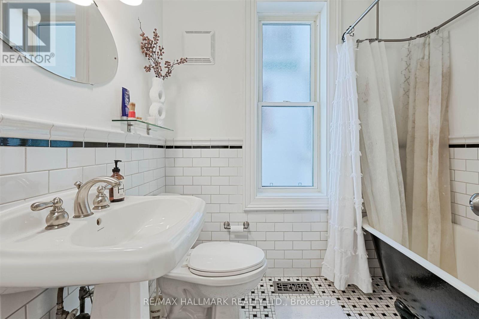 66 Robert Street, Toronto (University), Ontario  M5S 2K3 - Photo 20 - C12180423