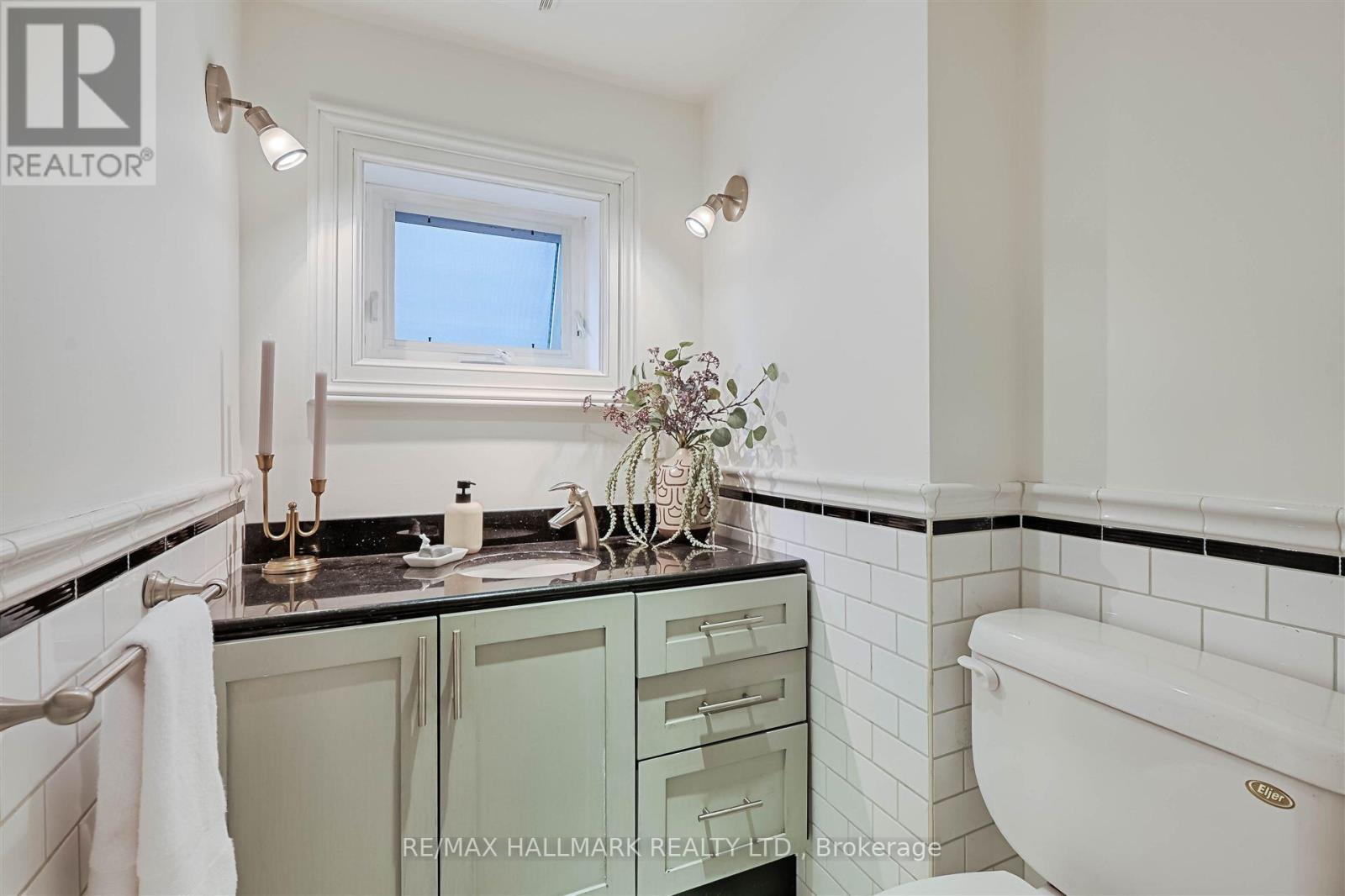 66 Robert Street, Toronto (University), Ontario  M5S 2K3 - Photo 9 - C12180423
