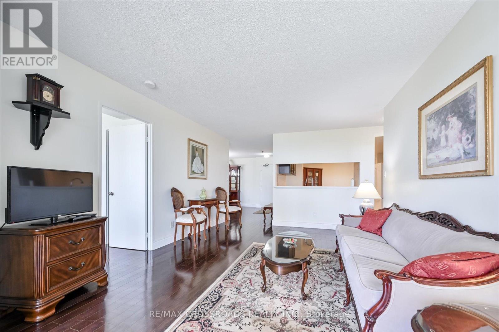 604 - 275 Bamburgh Circle, Toronto (Steeles), Ontario  M1W 3X4 - Photo 10 - E12180404