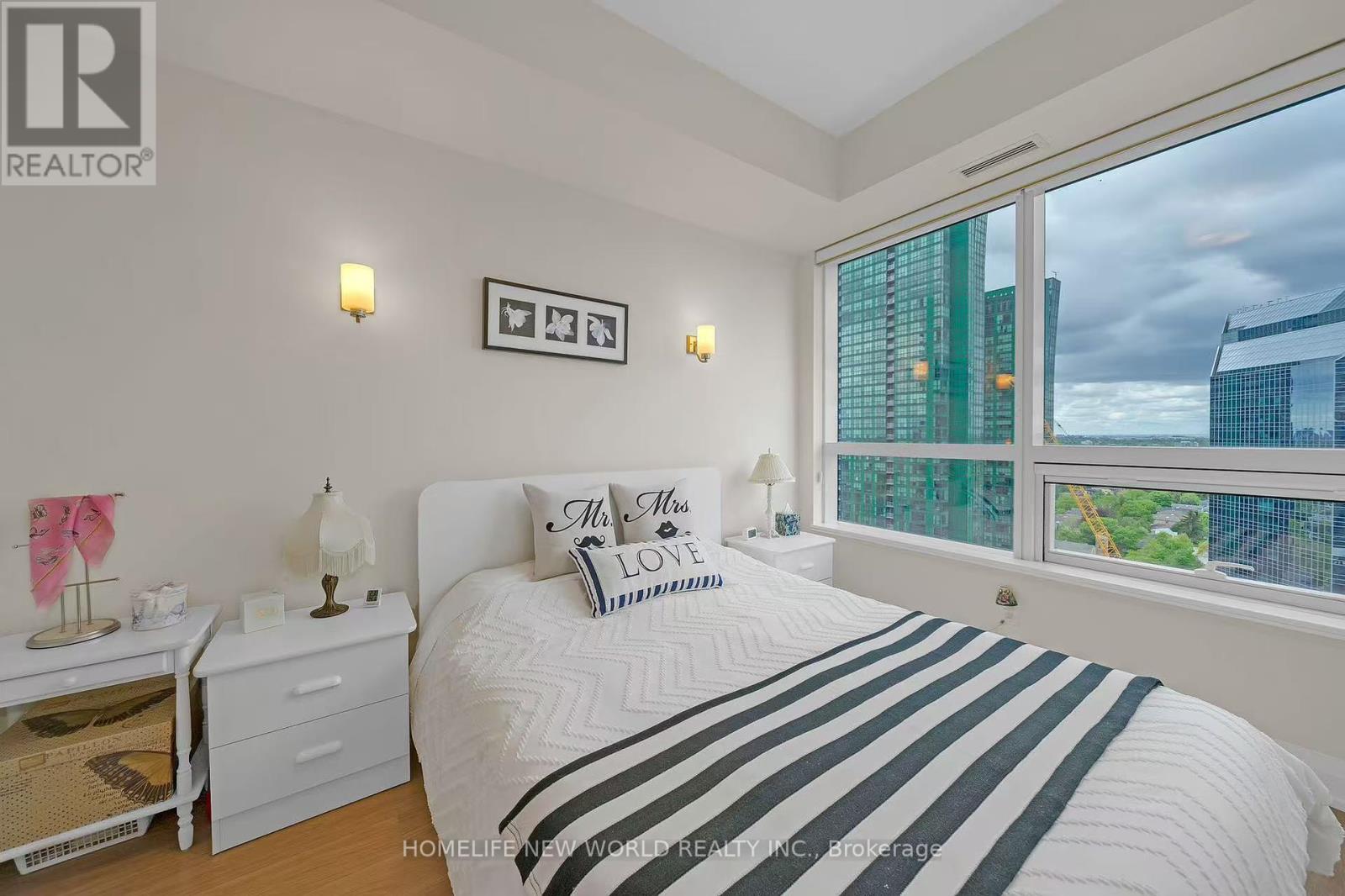 2017 - 5 Sheppard Avenue E, Toronto, Ontario  M2N 0G4 - Photo 20 - C12177622
