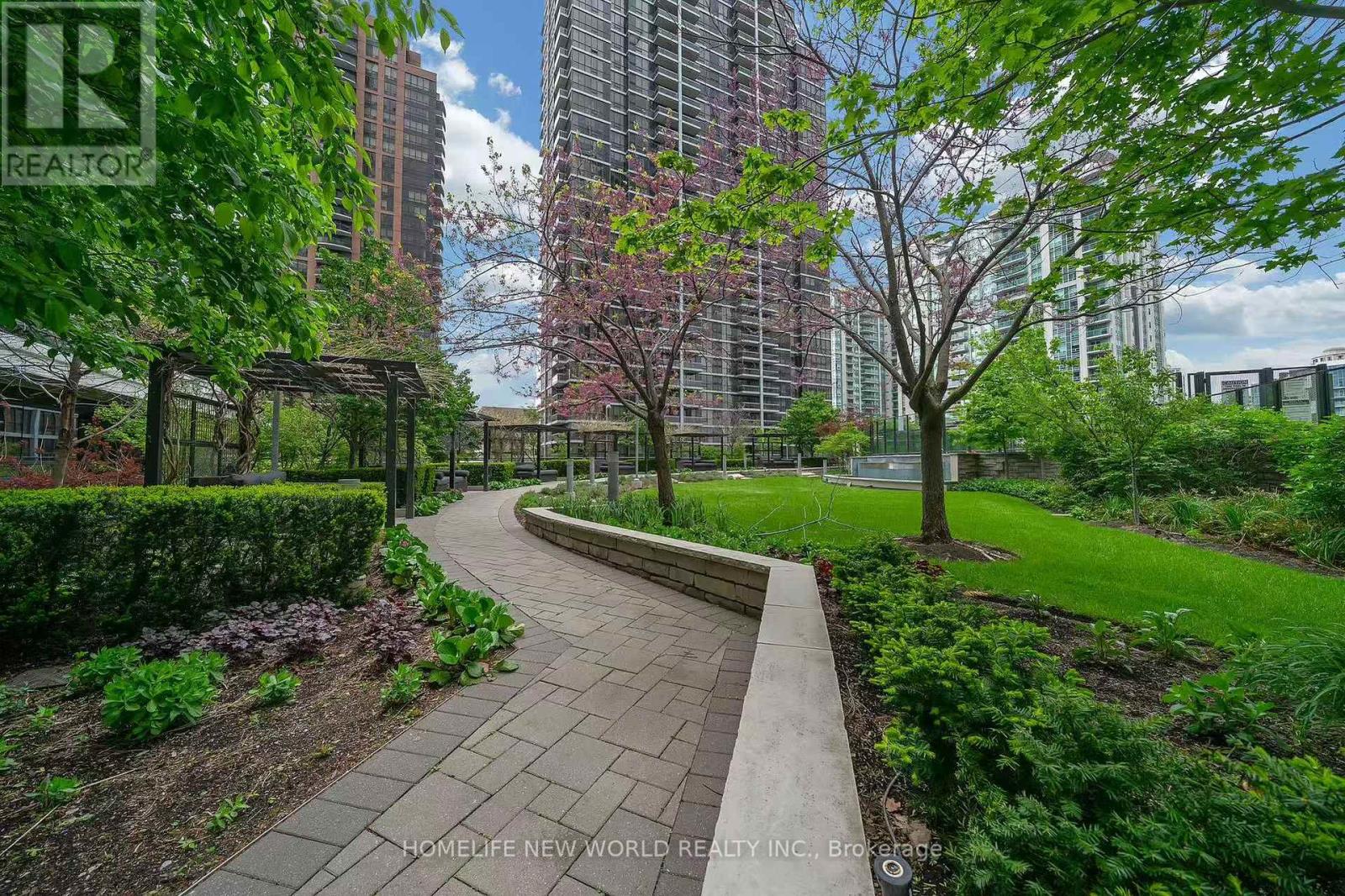 2017 - 5 Sheppard Avenue E, Toronto, Ontario  M2N 0G4 - Photo 44 - C12177622