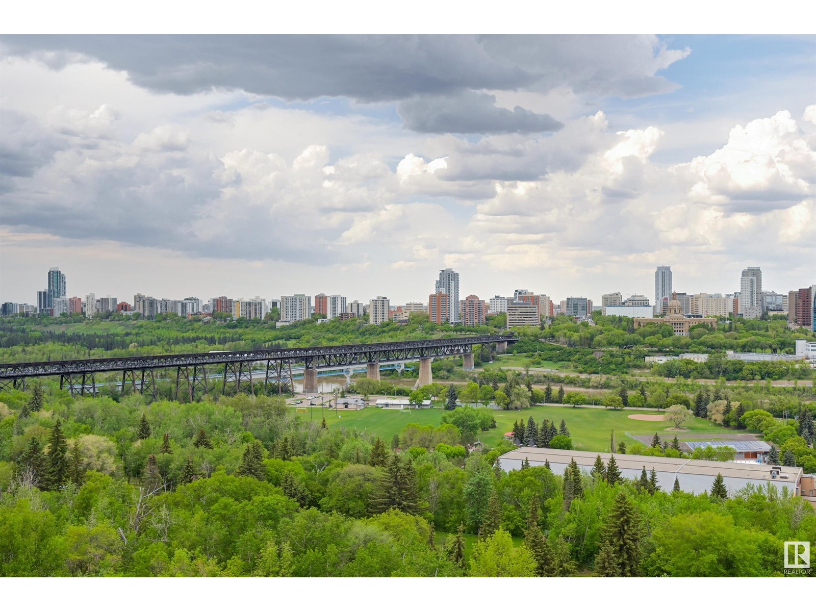 #1003 10721 Saskatchewan Dr Nw, Edmonton, Alberta  T6E 6H1 - Photo 10 - E4439018