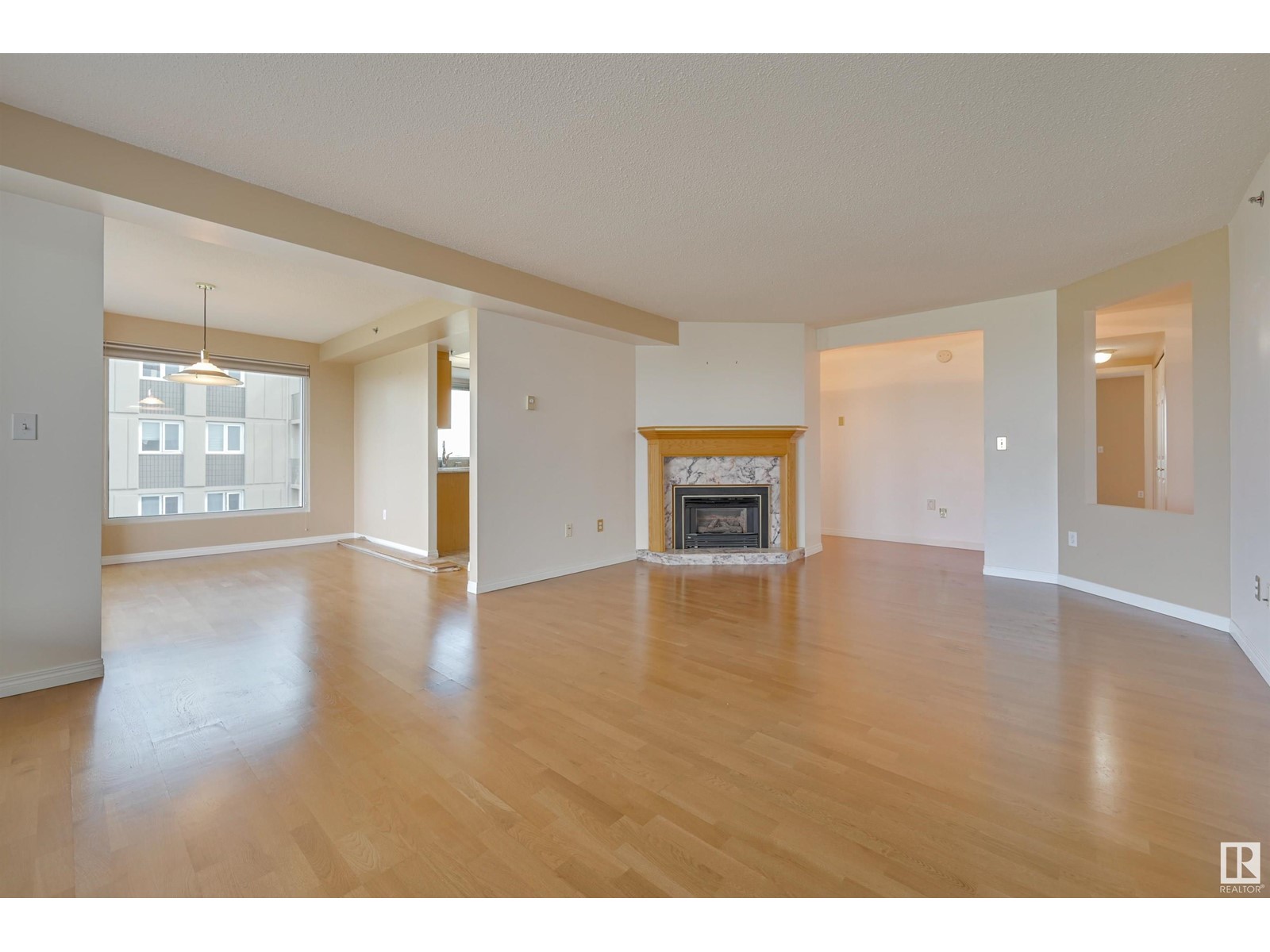 #1003 10721 Saskatchewan Dr Nw, Edmonton, Alberta  T6E 6H1 - Photo 12 - E4439018