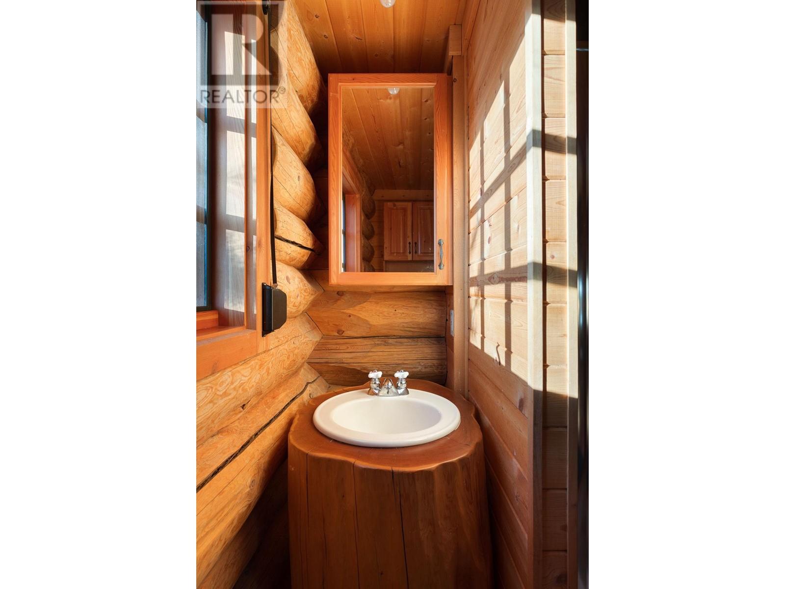 2313 Charlotte Lake Road, No City Value, British Columbia  V0L 1R0 - Photo 14 - R3008467