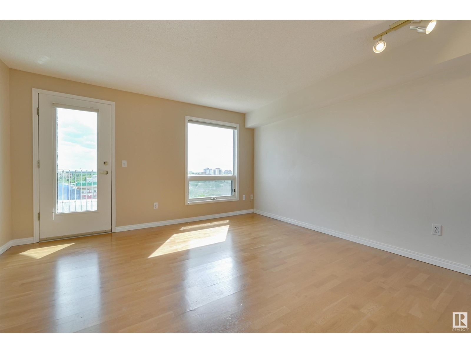 #1003 10721 Saskatchewan Dr Nw, Edmonton, Alberta  T6E 6H1 - Photo 32 - E4439018