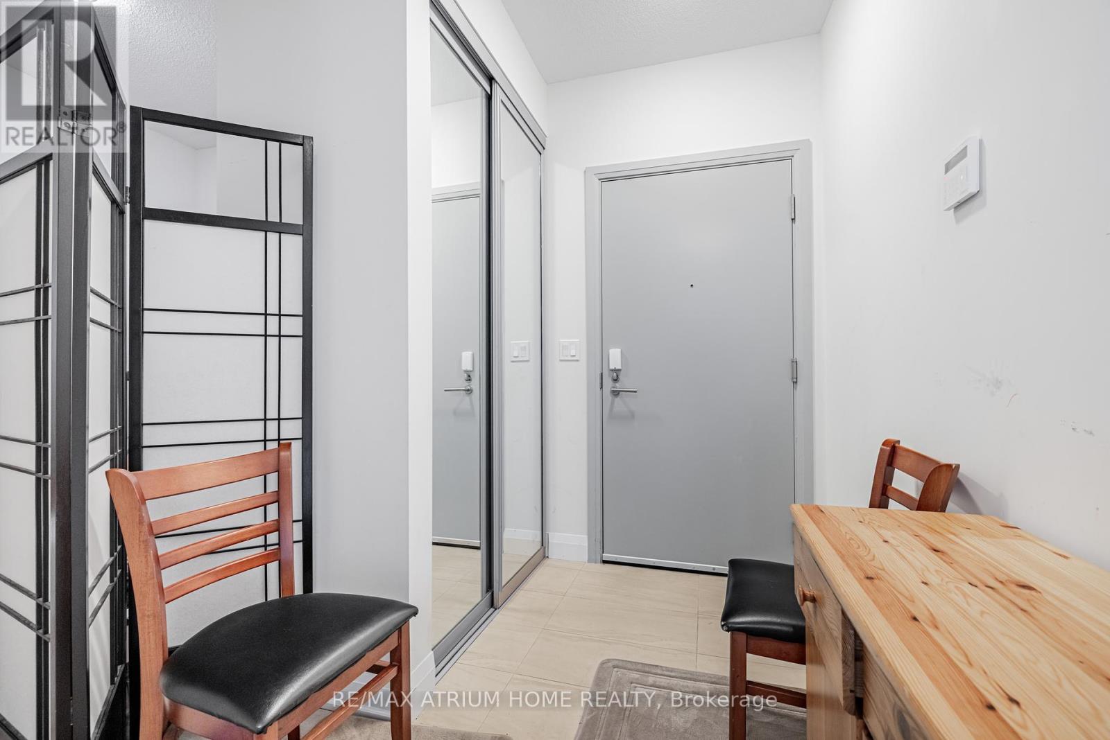705 - 396 Highway 7, Richmond Hill, Ontario  L4B 0G7 - Photo 6 - N12180415
