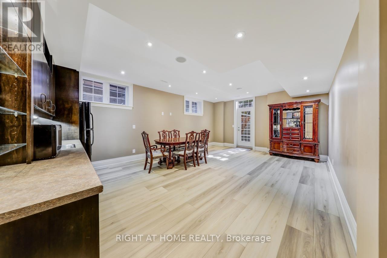 3 Westrose Avenue, Toronto, Ontario  M8X 1Z9 - Photo 33 - W12180422