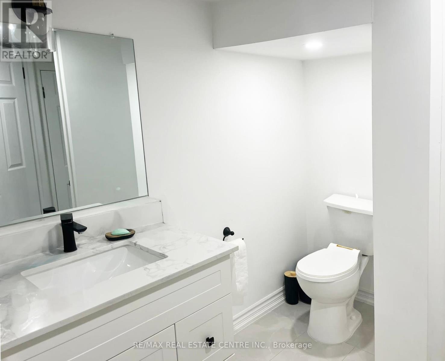 Lower - 268 Brucedale Avenue E, Hamilton, Ontario  L9A 1P7 - Photo 12 - X12180412