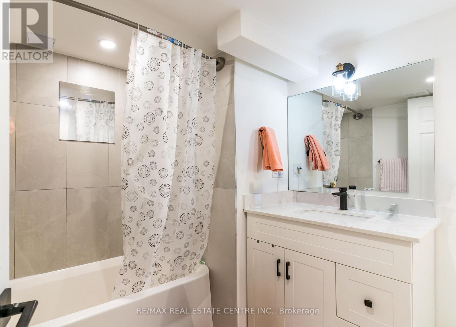 Lower - 268 Brucedale Avenue E, Hamilton, Ontario  L9A 1P7 - Photo 13 - X12180412