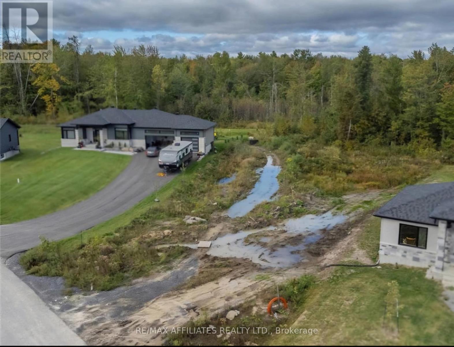 282 Roxanne Street, Clarence-Rockland, Ontario  K0A 1N0 - Photo 12 - X12180440