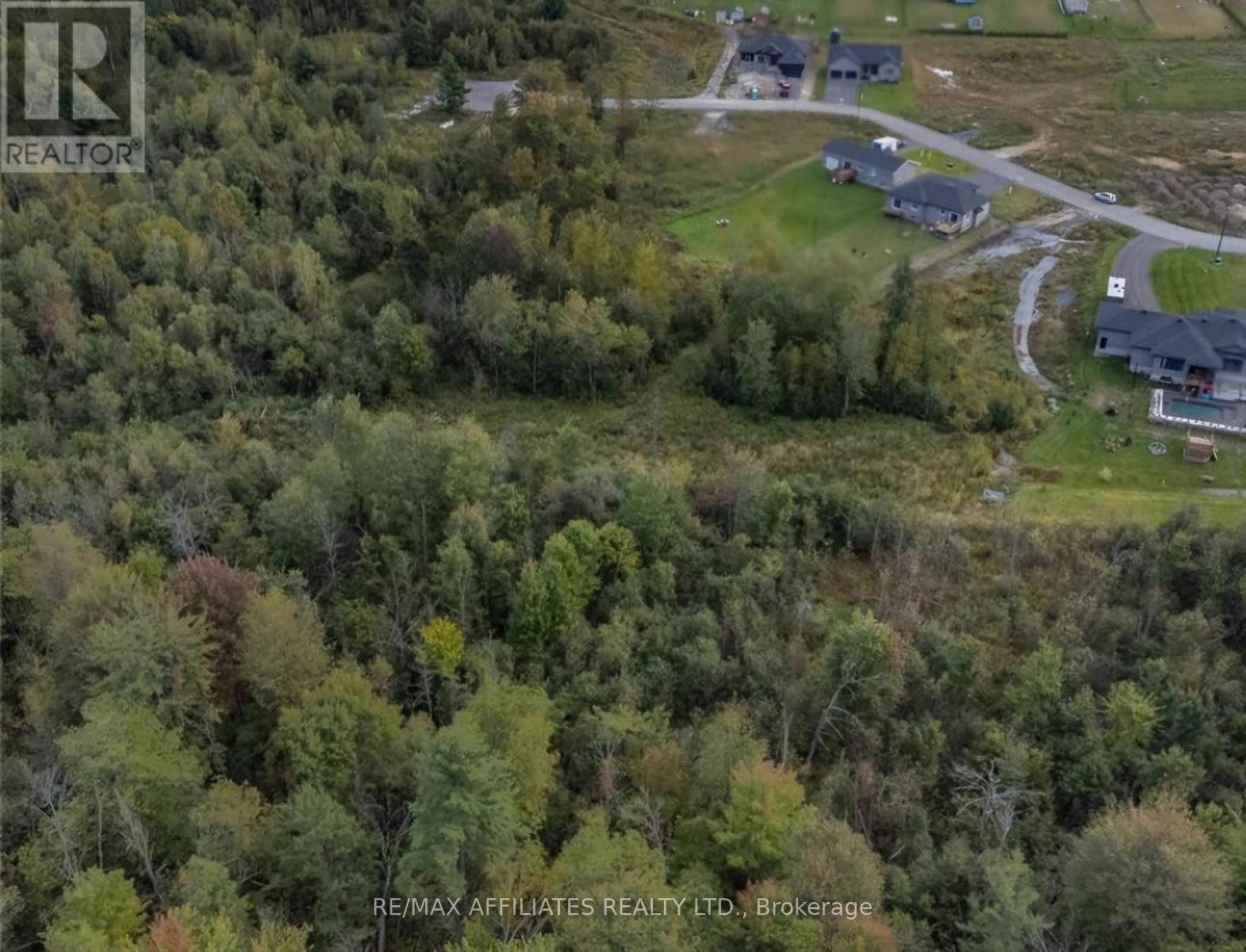 282 Roxanne Street, Clarence-Rockland, Ontario  K0A 1N0 - Photo 13 - X12180440