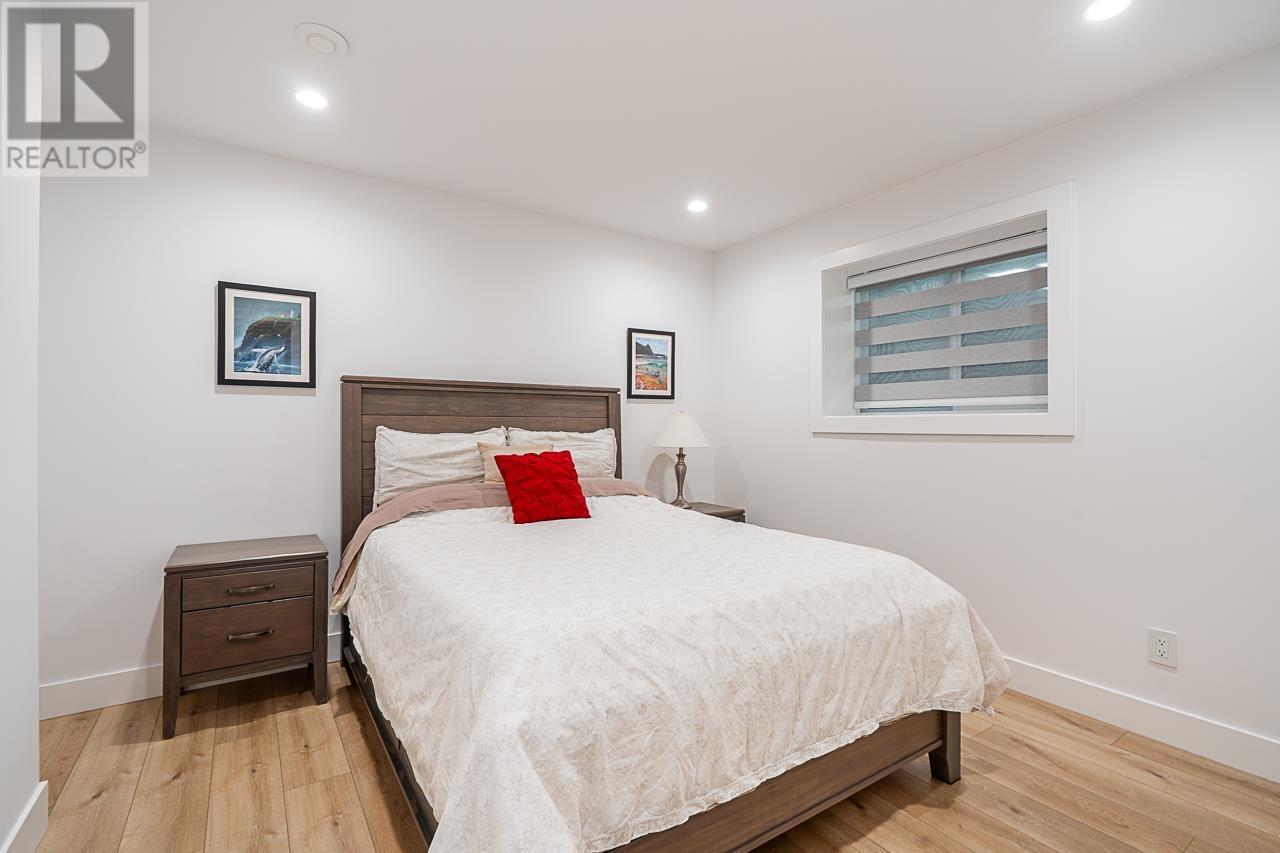 26 Holdom Avenue, Burnaby, British Columbia  V5B 3T7 - Photo 29 - R2991106
