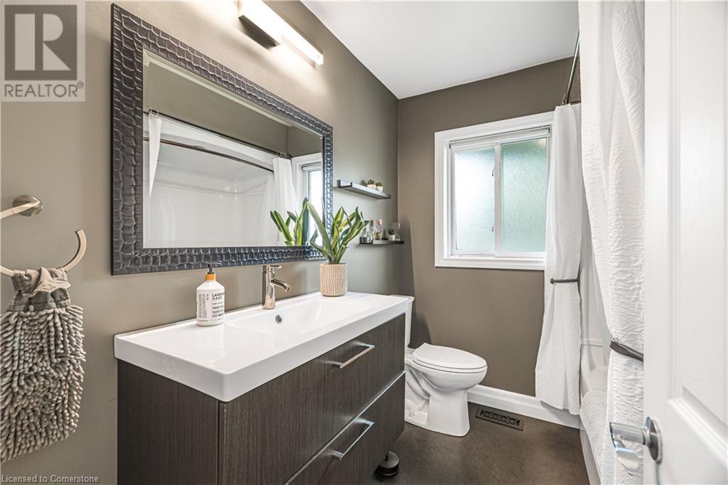 190 Ross Avenue, Kitchener, Ontario  N2A 1V6 - Photo 25 - 40734612