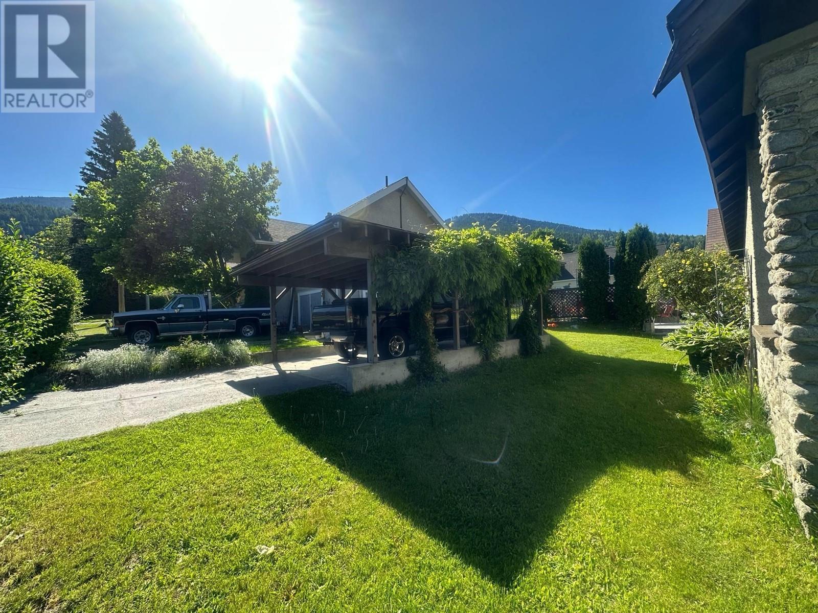 510 KOKANEE Avenue, Nelson, BC V1L3P1