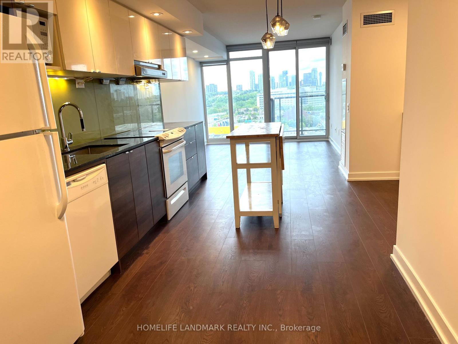 907 - 121 Mcmahon Drive, Toronto, Ontario  M2K 0C2 - Photo 2 - C12180462