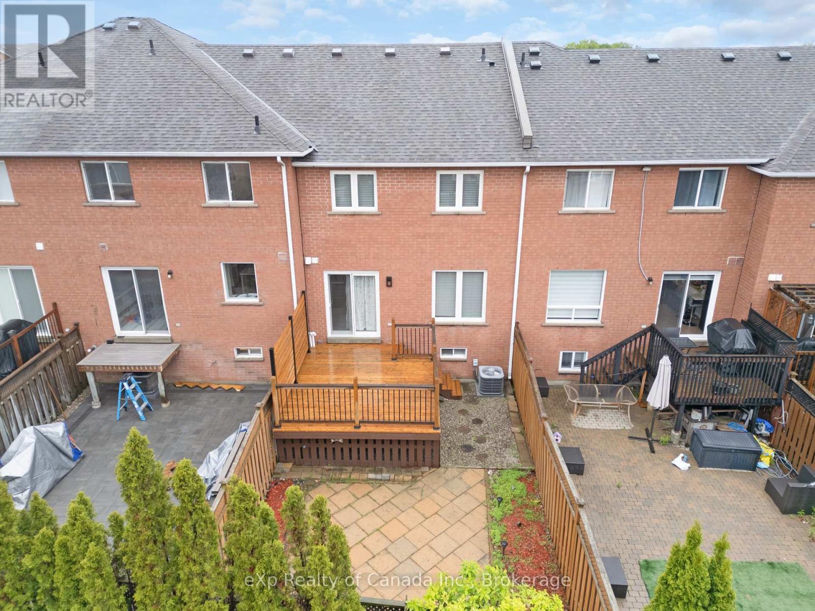 33 Piazza Crescent, Vaughan, Ontario  L4H 2C7 - Photo 23 - N12180453