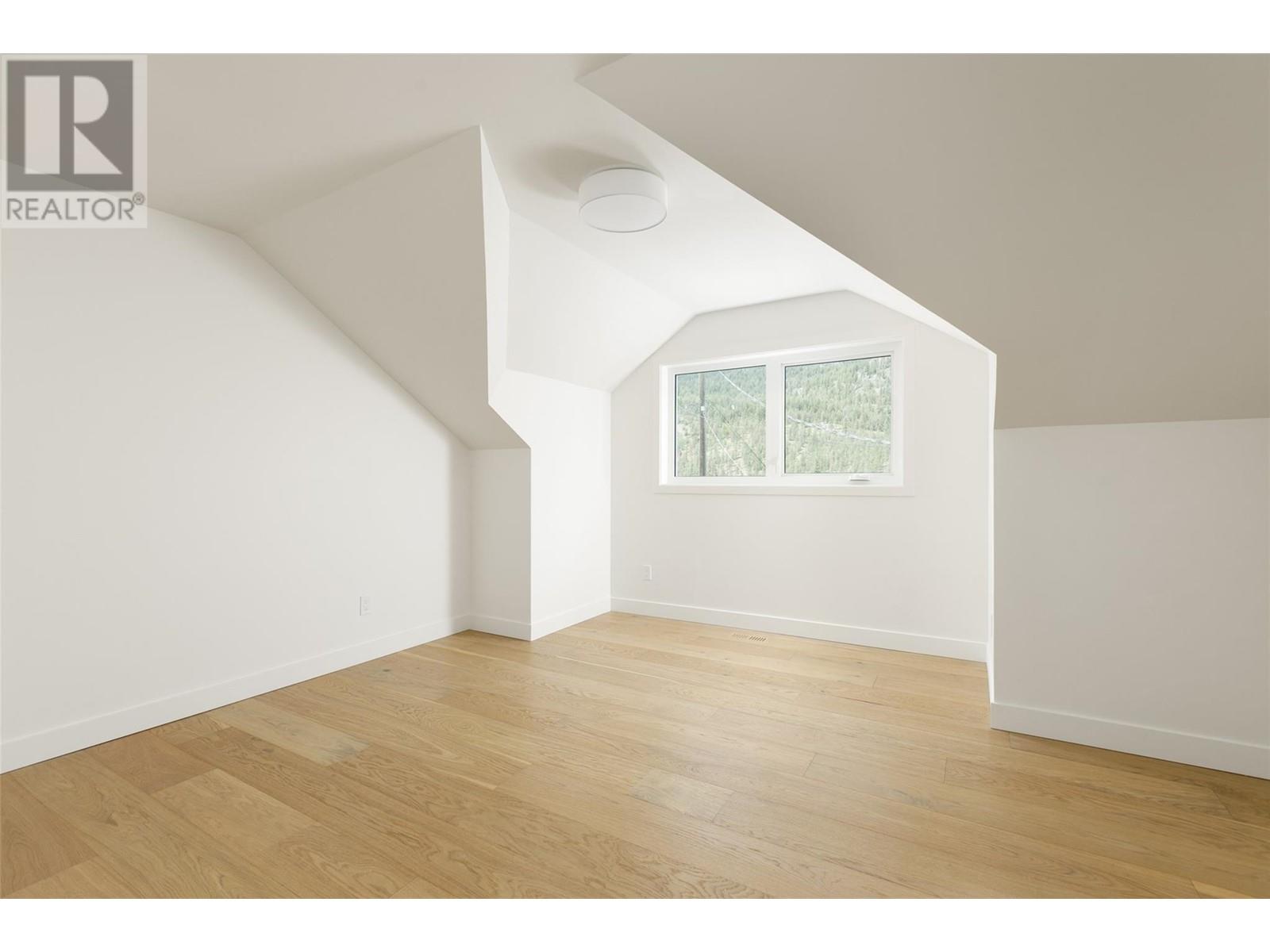 2632 Forsyth Drive, Penticton, British Columbia  V2A 8Y9 - Photo 30 - 10332757