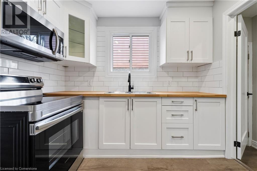 8059 AINTREE Drive Unit# upper, Niagara Falls, Ontario