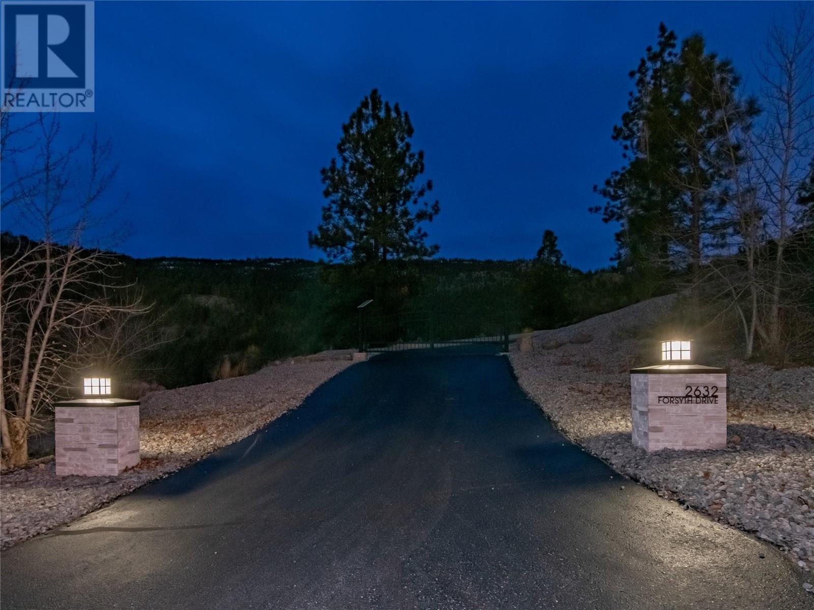 2632 Forsyth Drive, Penticton, British Columbia  V2A 8Y9 - Photo 44 - 10332757