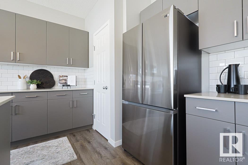 Property at 6 SERENO LN image 4