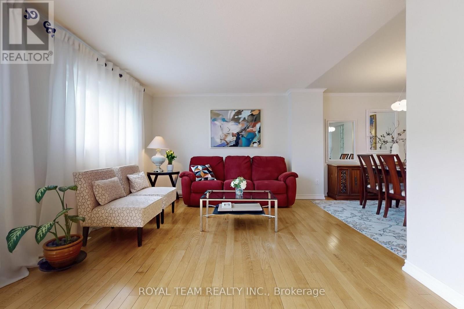 92 - 1050 Shawnmarr Road, Mississauga, Ontario  L5H 3V1 - Photo 6 - W12180445
