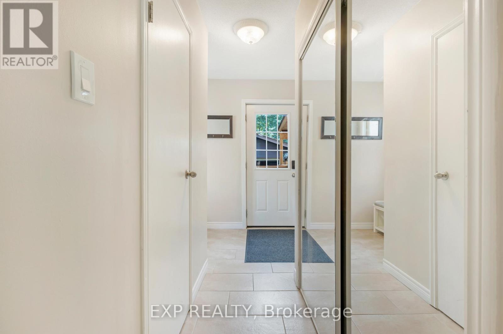 88 Rand Street S, Hamilton, Ontario  L8J 1A8 - Photo 16 - X12180451