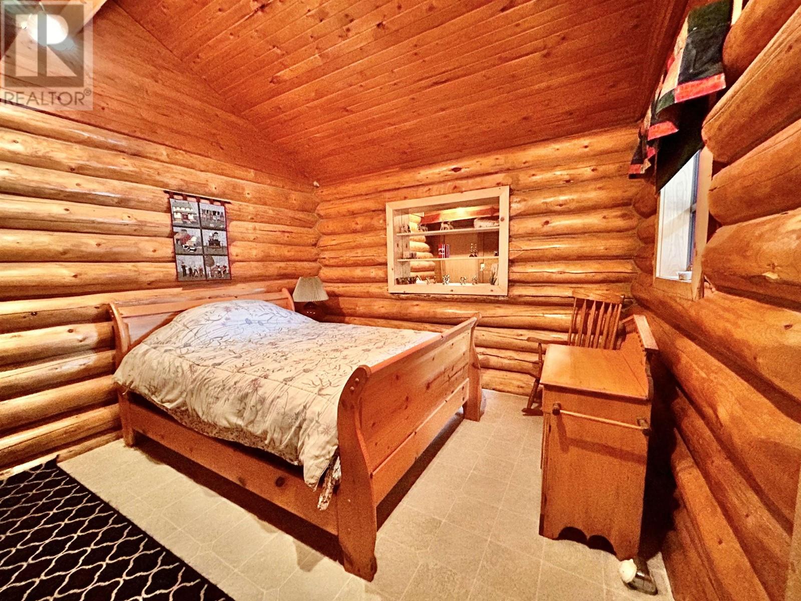 1940 Cranberry Place, Valemount, British Columbia  V0E 2Z0 - Photo 8 - R2934955