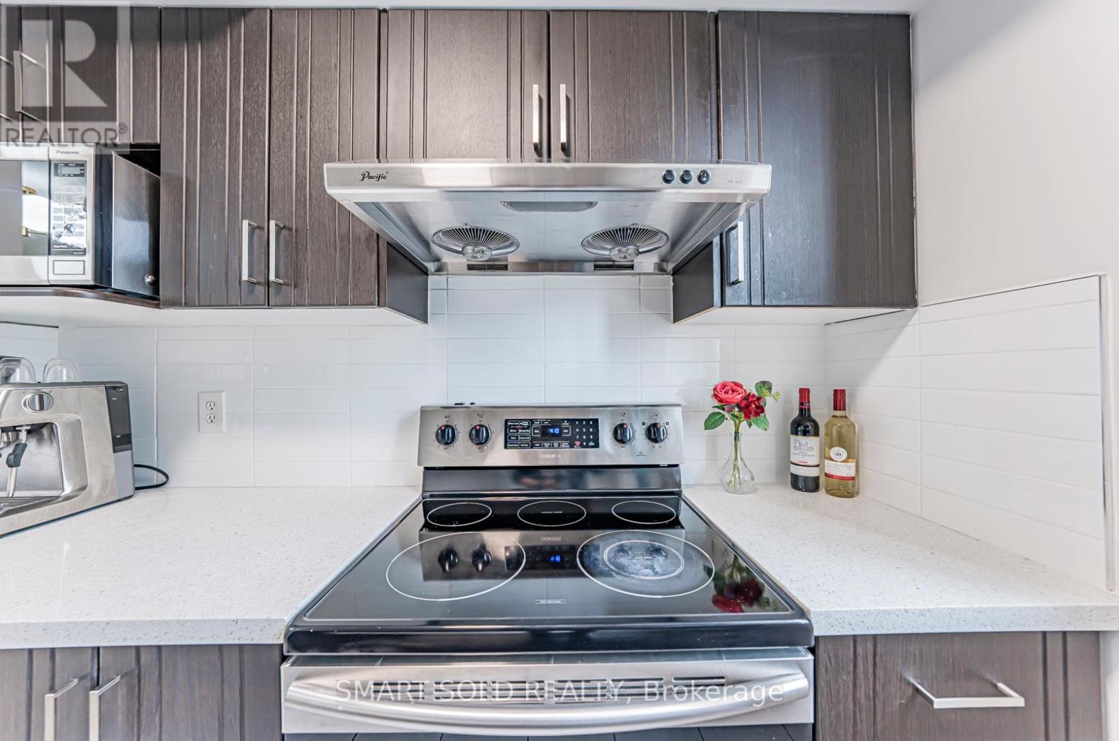1608 - 1 Pemberton Avenue, Toronto, Ontario  M2M 4L9 - Photo 19 - C12180475