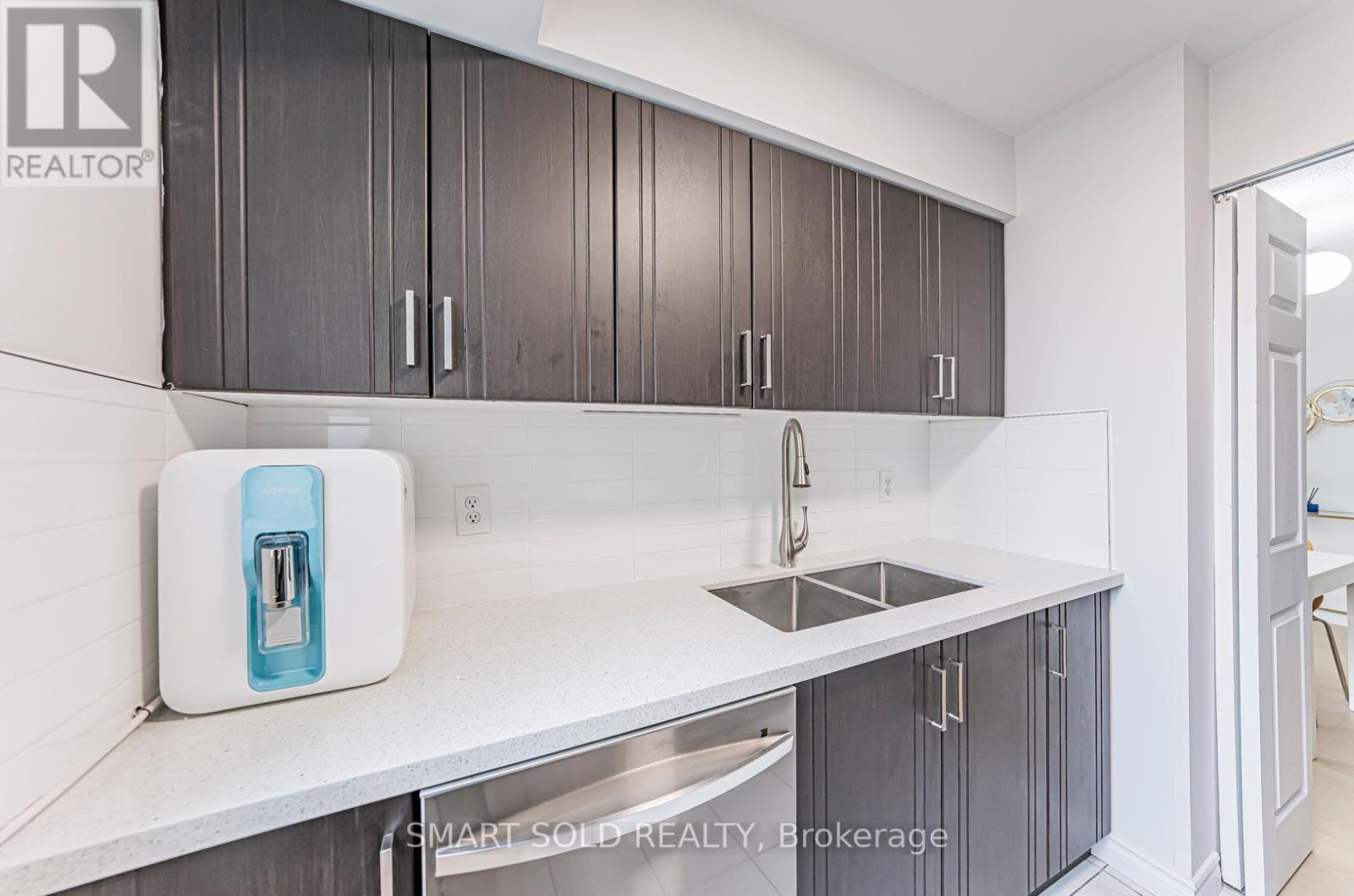 1608 - 1 Pemberton Avenue, Toronto, Ontario  M2M 4L9 - Photo 21 - C12180475