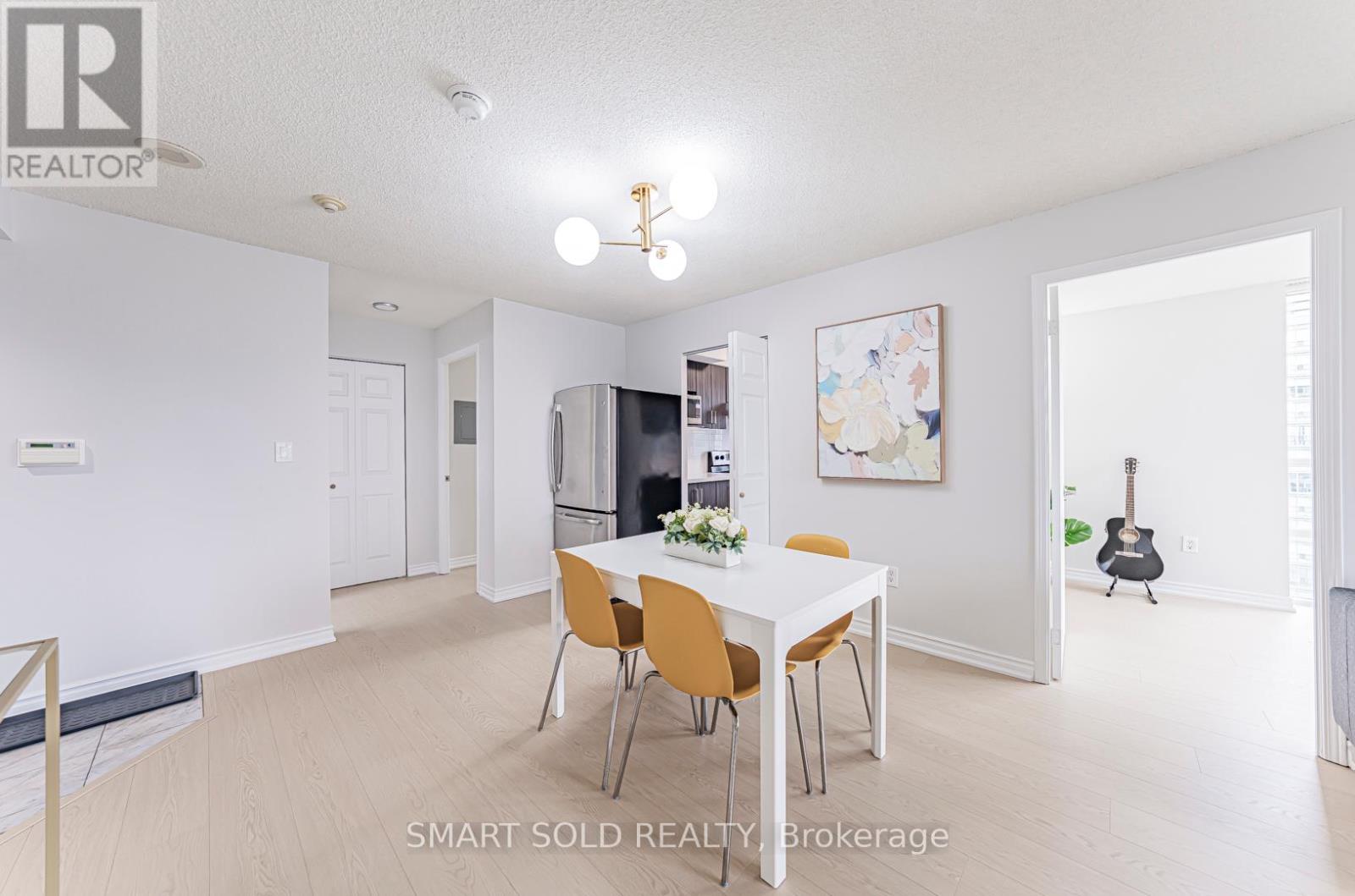 1608 - 1 Pemberton Avenue, Toronto, Ontario  M2M 4L9 - Photo 6 - C12180475