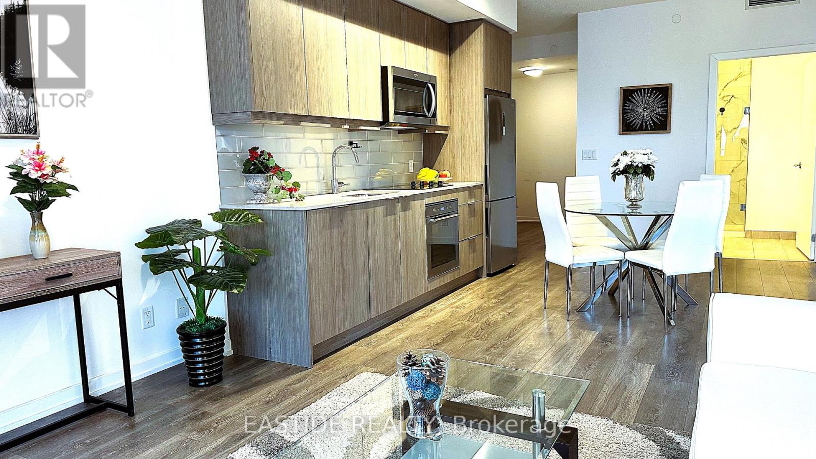 1010 - 36 Forest Manor Road, Toronto, Ontario  M2J 0H3 - Photo 9 - C12180494