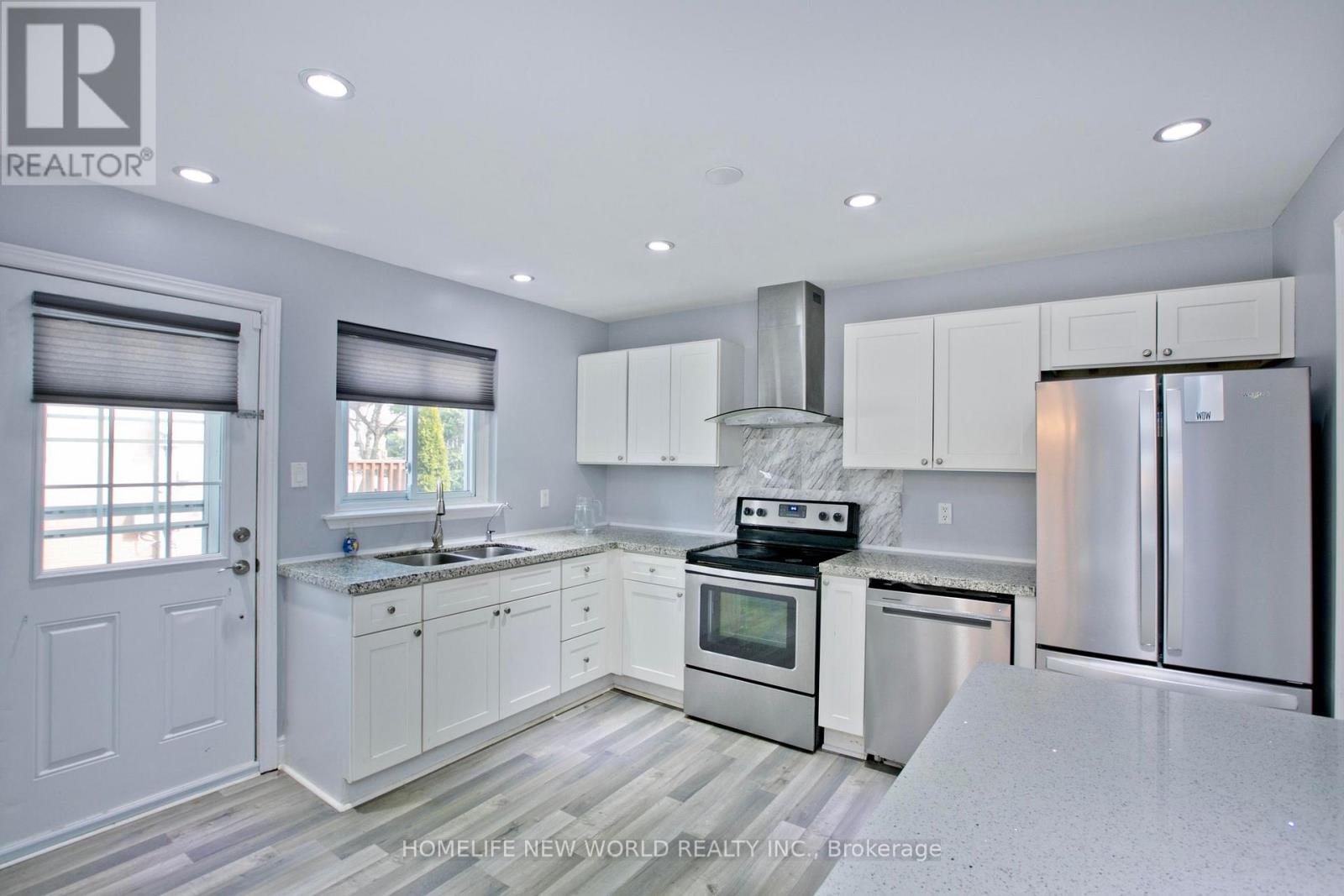 737 Pam Crescent, Newmarket, Ontario  L3Y 5B7 - Photo 6 - N12180484