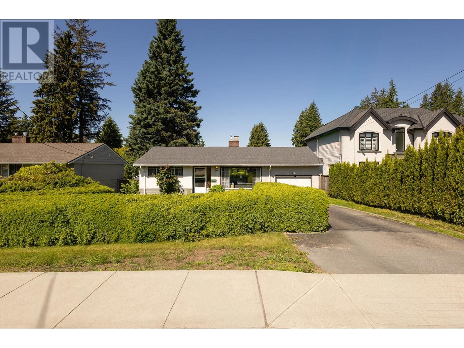 914 MACINTOSH STREET, coquitlam, British Columbia