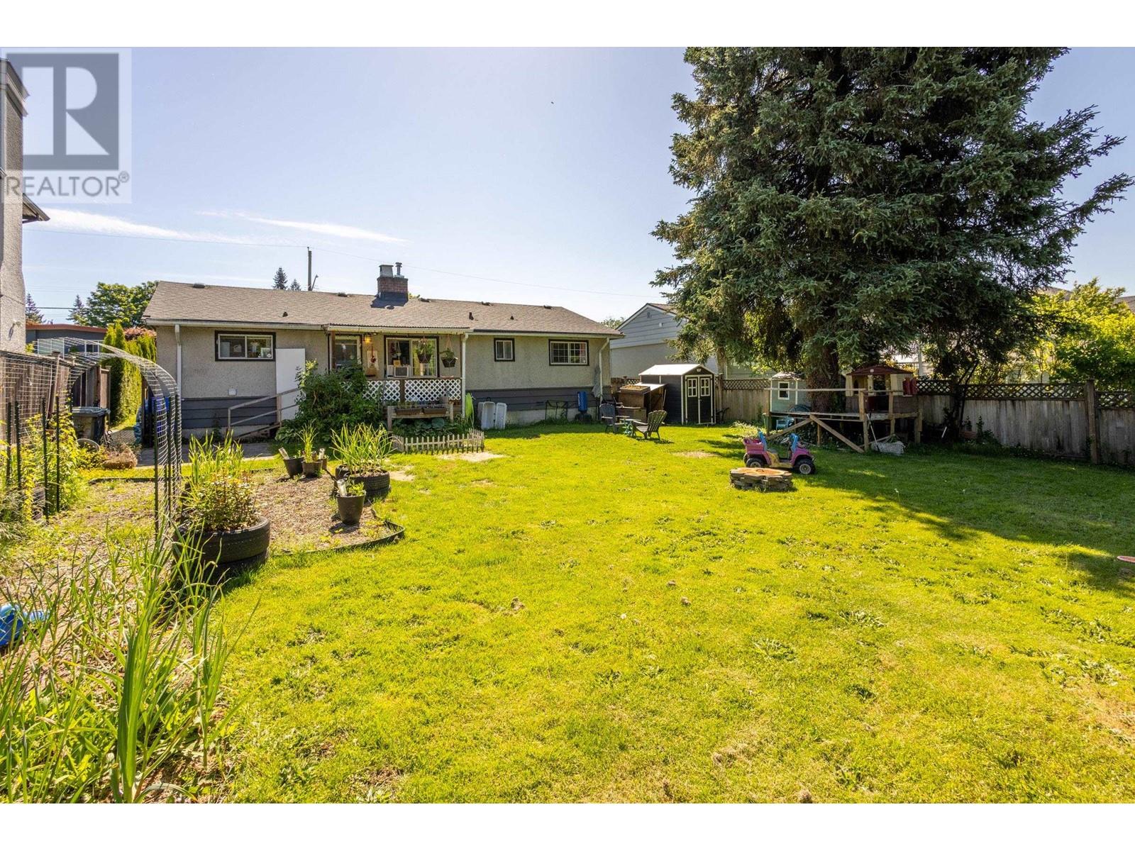 914 Macintosh Street, Coquitlam, British Columbia  V3J 4Z2 - Photo 22 - R3008333