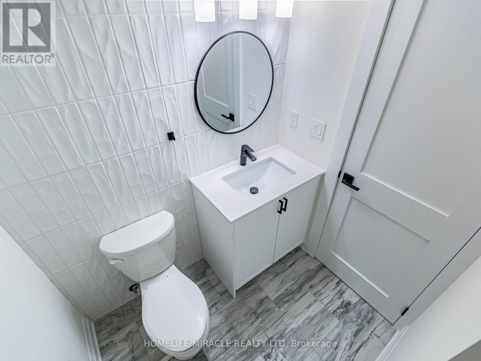604 - 1270 Maple Crossing Boulevard, Burlington, Ontario  L7S 2J3 - Photo 22 - W12180488