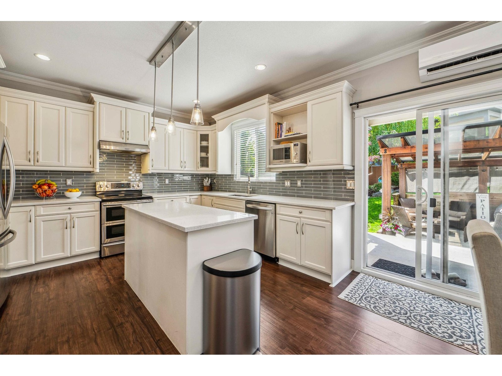 6815 198b Street, Langley, British Columbia  V2Y 3B8 - Photo 12 - R3006977
