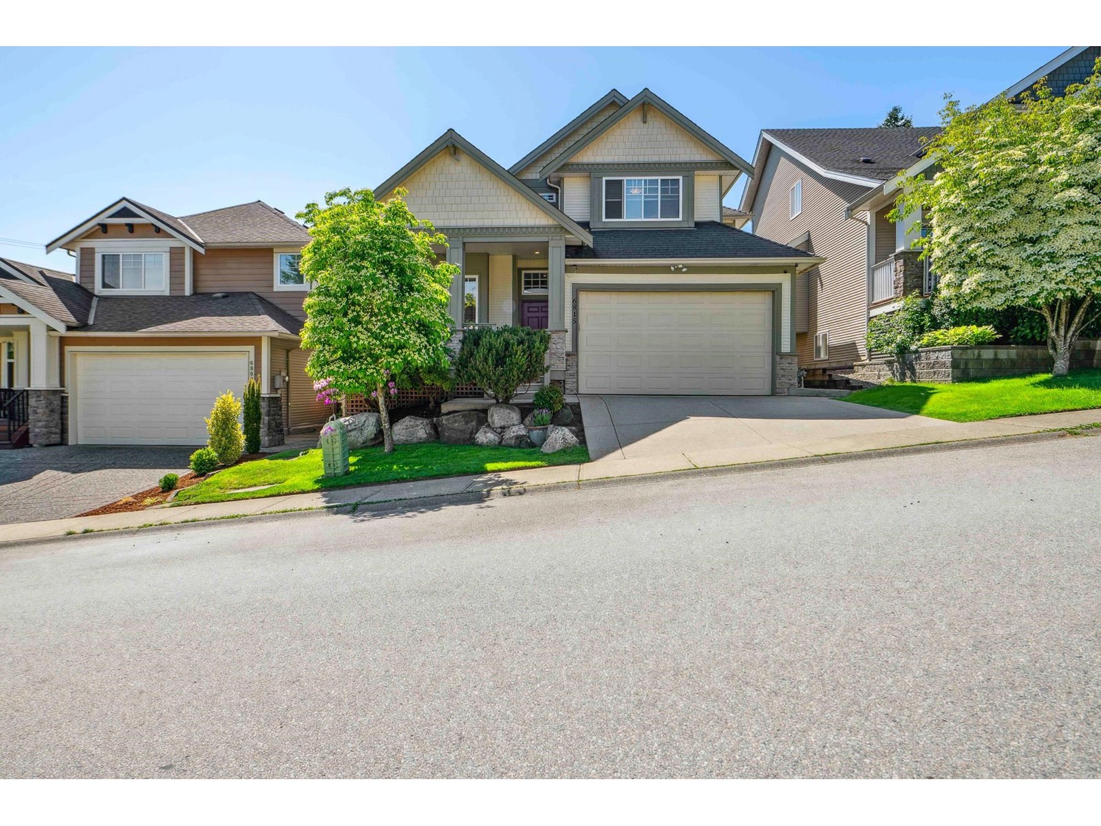 6815 198b Street, Langley, British Columbia  V2Y 3B8 - Photo 2 - R3006977