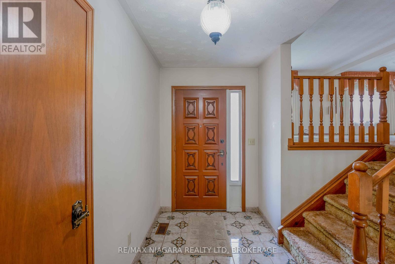 4372 Latina Crescent, Niagara Falls (Morrison), Ontario  L2E 7C3 - Photo 3 - X12180515