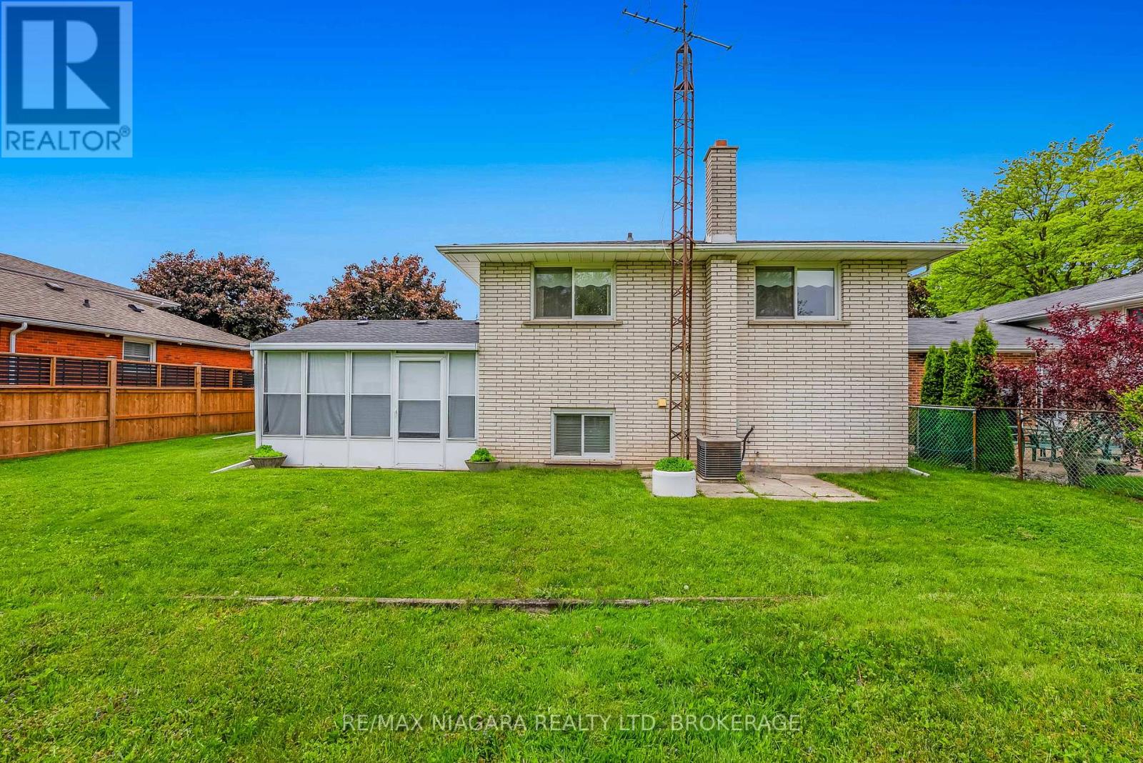 4372 Latina Crescent, Niagara Falls (Morrison), Ontario  L2E 7C3 - Photo 35 - X12180515